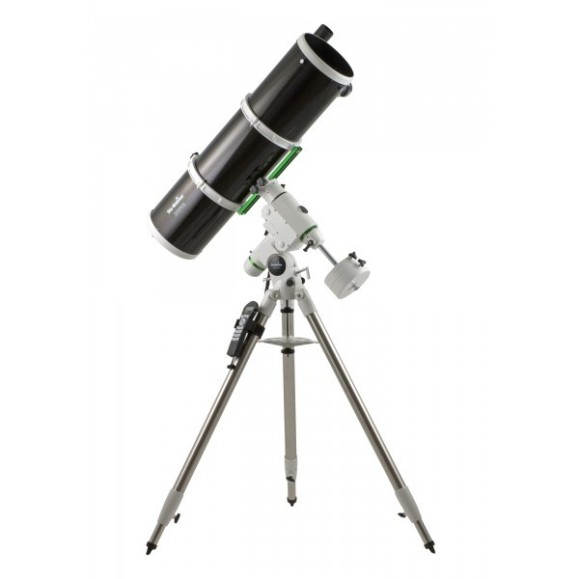 Telescópio SkyWatcher Black Diamond 200/1000 de velocidade dupla com HEQ5 Pro GOTO