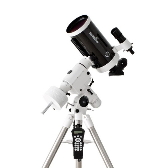 Telescópio Maksutov-Cassegrain SkyWatcher 150/1800mm com montagem HEQ5 Pro GoTo