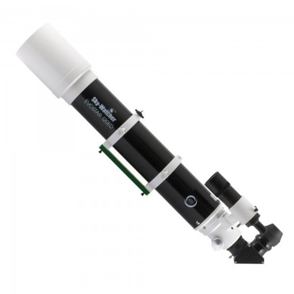 Telescópio refrator SkyWatcher 120ED com montagem EQ6-R Pro GoTo
