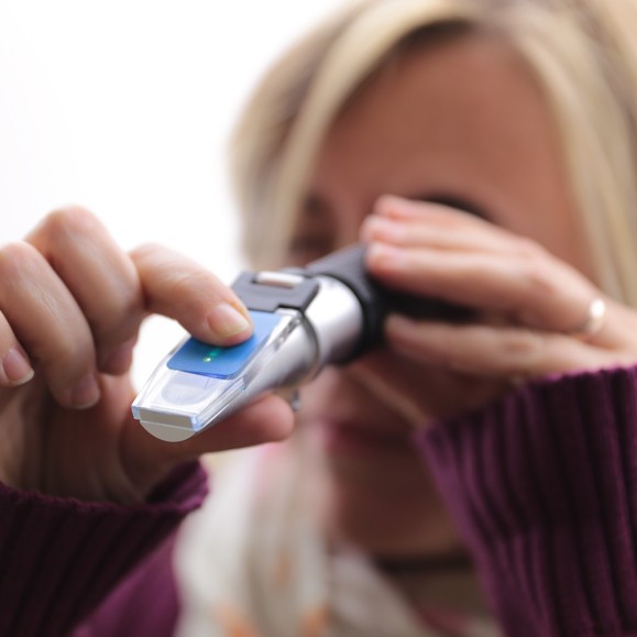 OPTIKA Refratómetro manual HR-120 0-32% Brix