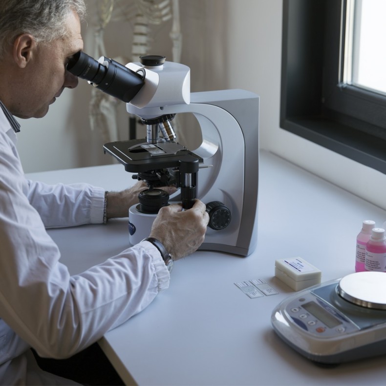 OPTIKA Microscópio biológico B-510BF OPTIKA Microscópio biológico B-510BF