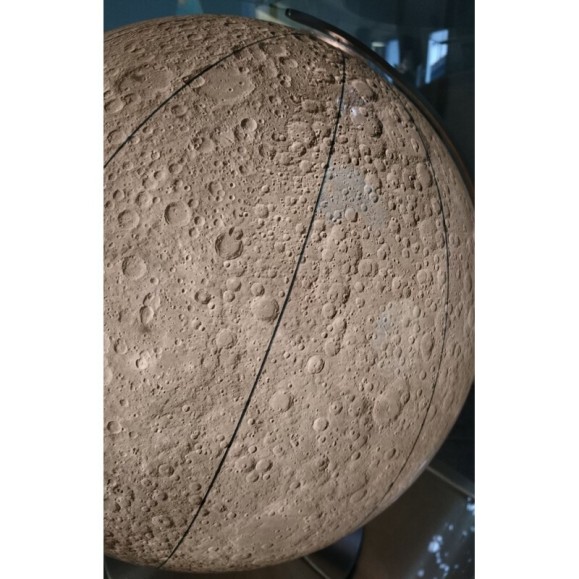 Globo lunar Columbus 40 cm