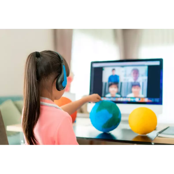 Pacote de telescópio SkyWatcher Refrator 102/500 AZ-GoTo Wifi com curso personalizado para principiantes