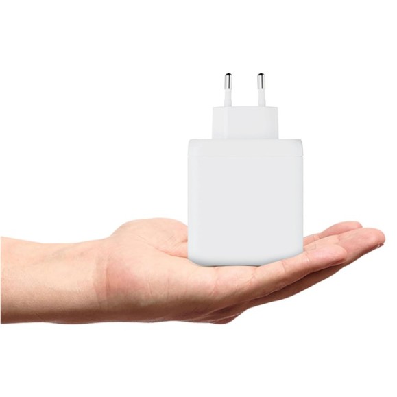 Carregador de parede XTORM GaN Ultra 100W USB-C 100W PD GaN Ultra 00225409, carregamento de porta tripla