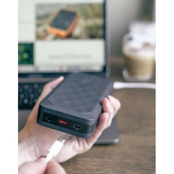 Powerbank - XTORM 67w Fuel Series Power pack 45.000 Preto