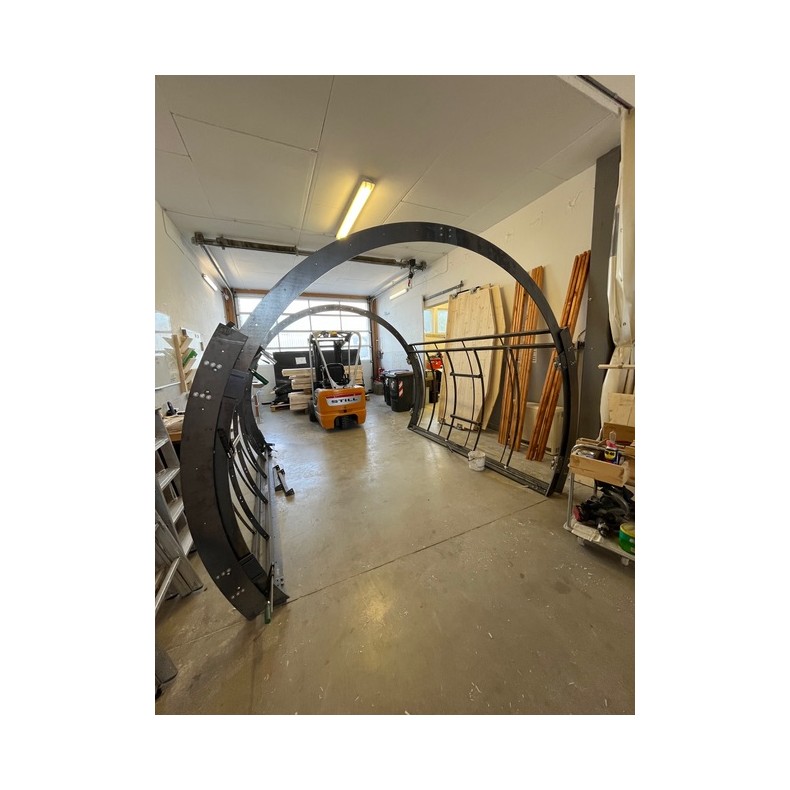 Cúpula de madeira com teto de abrir...