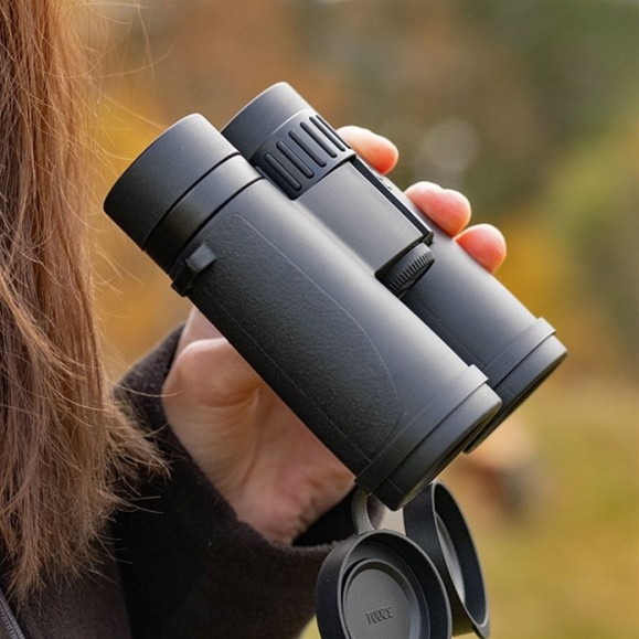 Binóculos Europa BGA VHD 10x32